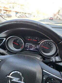 Opel Insignia Sports Tourer 1.6 cdti - 3