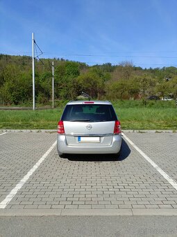7 míst Opel Zafira B 1.6. 16V 85kW benzin rv 2009 naj 219tkm - 3