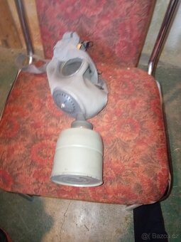 Čs plynové masky + obaly 4 x - 3