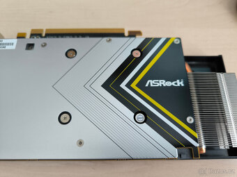 ASRock Radeon RX 5500 XT Challenger D 8GB - 3