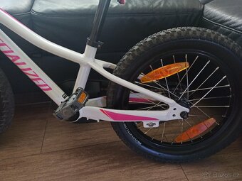 Úžasné dětské kolo Specialized Riprock, vel. 16 - 3