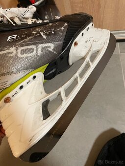 Brusle BAUER VAPOR HYPERLITE - 3
