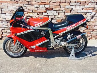 SUZUKI GSXR 1100 - 3