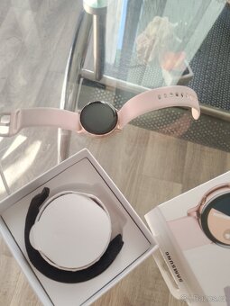 Samsung Galaxy Whatc Aktive - 3