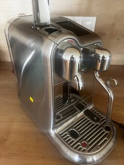 Kávovar Nespresso Creatista Pro - 3