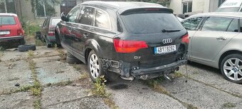 Audi Q7 3.0tdi na náhradní - 3