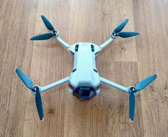 Dron Dji mini 4 pro fly more combo + Care Refresh (2- Year ) - 3