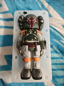 Vinylová figurka KAWS Star Wars Boba Fett z roku 2013 - 3