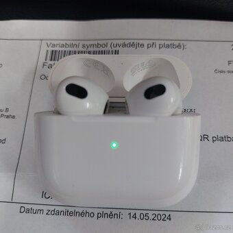 Sluchátka Apple AirPods, DOKLAD,ZÁRUKA,TOP STAV - 3