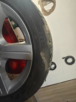 Bmw r17 225/45/17 - 3