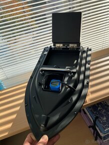 Zavážecí GPS loďka na ryby (baterie 10000mAh), ZDARMA OBAL č - 3