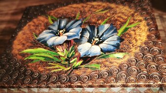 Dřevěná, malovaná šperkovnice/krabička. - 3