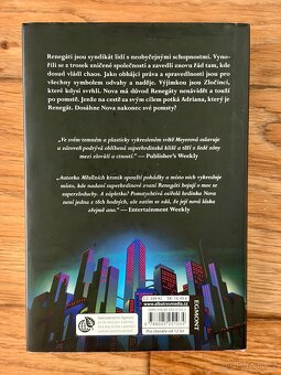 Renegáti – Marissa Meyerová - 3