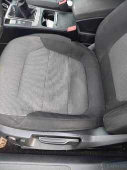 Sedačky vw passat b7 kombi - 3