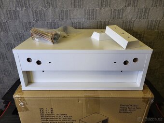 Závěsný noční stolek - 3