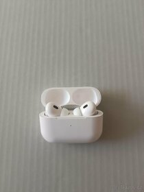 Apple AirPods Pro (2nd Generation) - 3