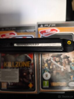 KONZOLE SONY PSP E1004C plus 3 hry,nabíječka - 3