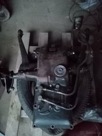 Prodám víko hydrauliky Zetor 7011 serizene na stolici - 3