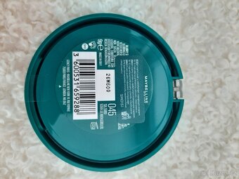Maybelline Green Edition Blurry Skin Powder – pudr na pleť - 3