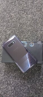 Samsung Galaxy S10e - 3
