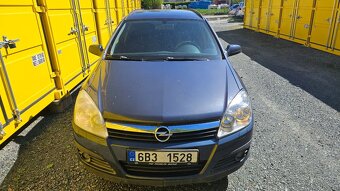 Opel Astra H Caravan - 3