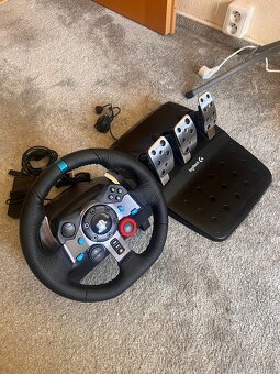 Logitech G29 Driving Force - 3