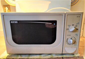 Nabízím mikrovlnku IGNIS AKL 536 příkon 1330W - 3