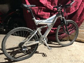 Kolo Raleigh Nottingham England - 3
