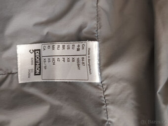 Dámská prošívaná přechodová bunda DECATHLON vel. XS - 3