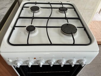 Funkční trouba indesit - 3