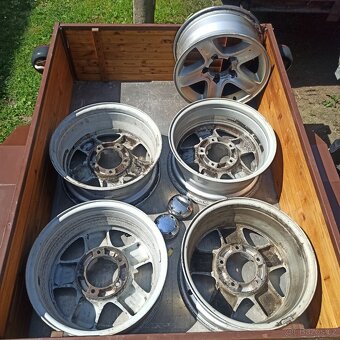 alu kola 139,7 r16 suzuki - 3