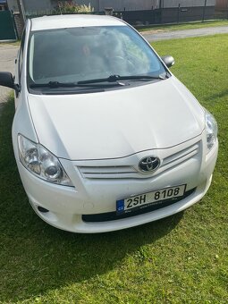 Prodám Toyotu auris - 3