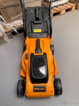Riwall RALM 3320i set - aku sekačka + baterie + nabíječka - 3