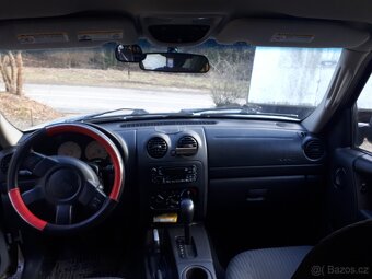 Jeep Cherokee 2.8 CRD - 3
