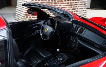 Ferrari F355 GTS z roku 1996 - 3
