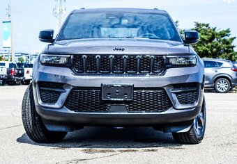 Jeep Grand Cherokee Altitude rok 2024 - 3