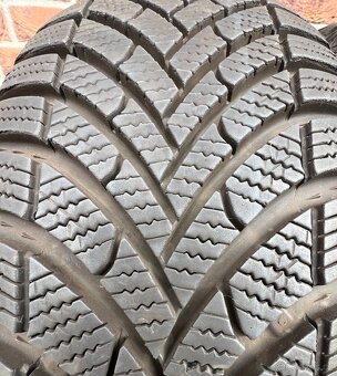 205/55 R19 97V XL zimní pneumatiky Semperit (3124) - 3