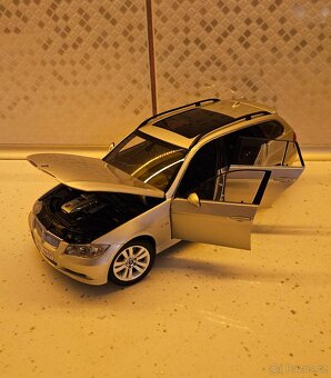 BMW E91 Touring 1:18 Kyosho TOP STAV - 3