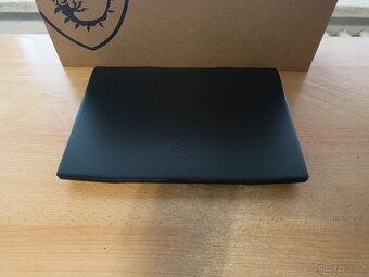 Herní notebook MSI Katana GF66 11UC - 3