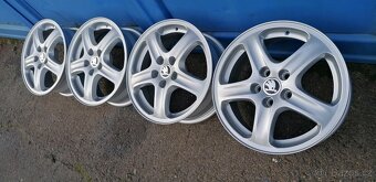 4ks Alu kola 5X100 15" Fabia 3,Rapid - TOP STAV - 3
