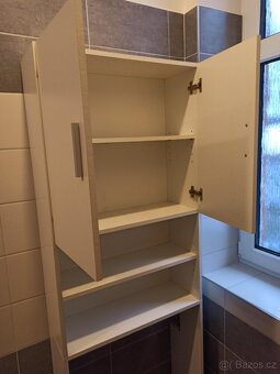 Skříňka nad pračku - 3