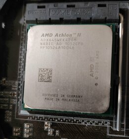 M5A78-M LX + Athlon II X4 645 + 4GB RAM - 3