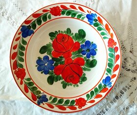 Chodská keramika, tři závěsné talíře - 3