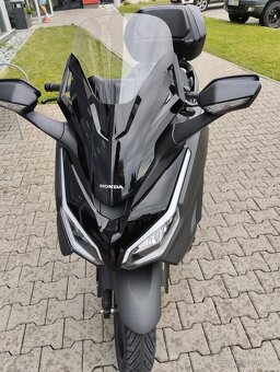Honda Forza 350 r.v 2024 - 3