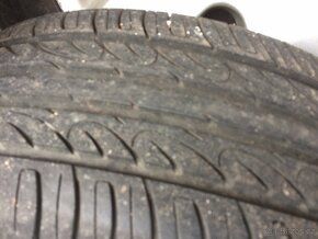 pneu 195/60/15 - 3