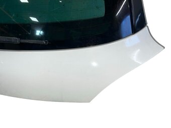 Páté dveře bílá barva LB9A VW Scirocco 3 r.v. 2010 - 3