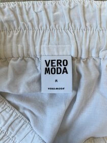 Bílá letní sukně VERO MODA, vel. M - 3