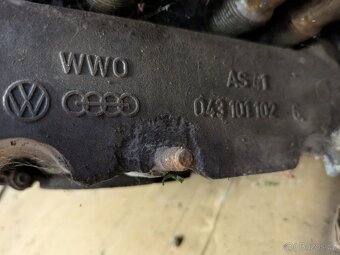 VW Brouk 1300- polomotor označení F - 3