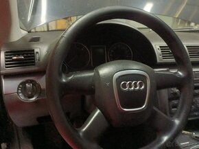 Audi A4 B7 - Volant + Airbag - 3