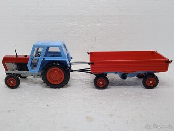 KDN Traktor s valníkem Zetor Crystal 8011- retro hračka - 3